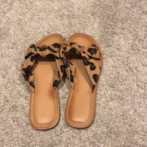 Old Navy Leopard Slides